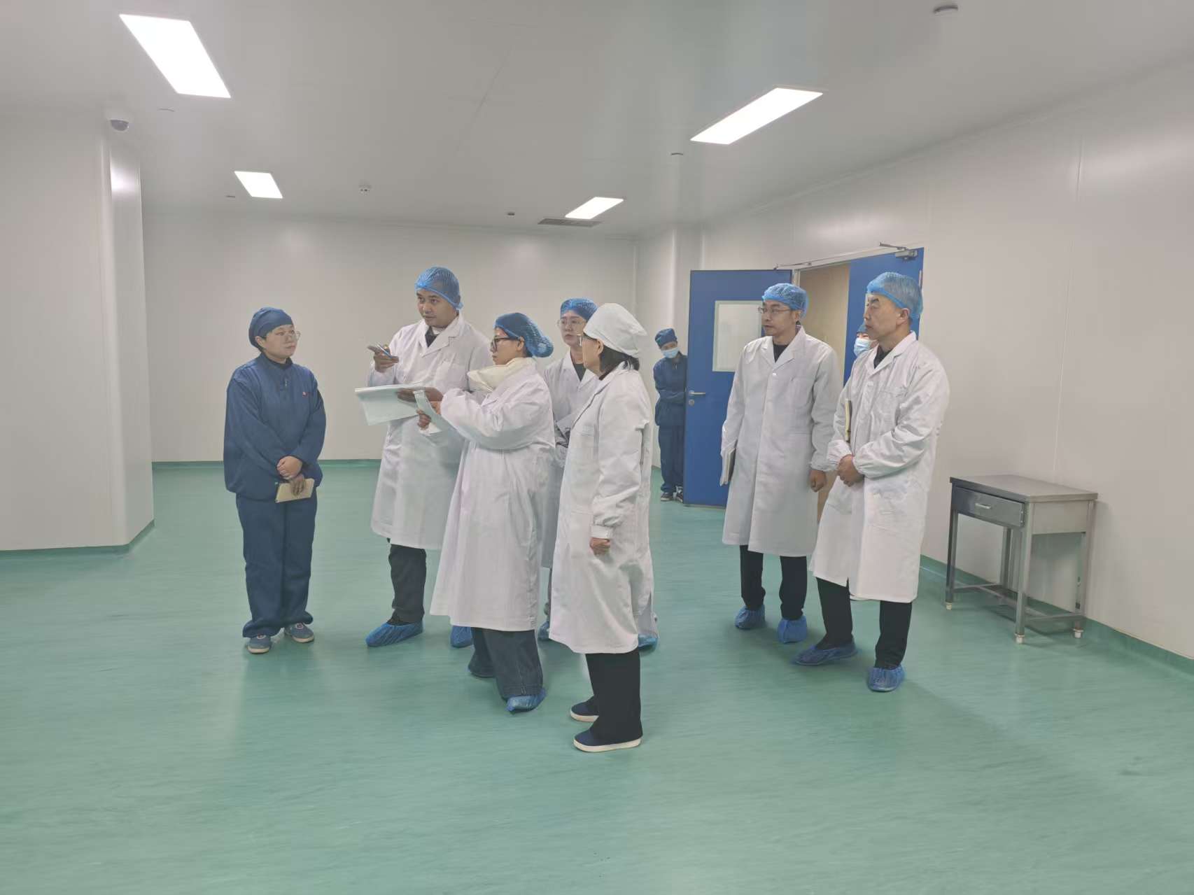 0468affc64047a6a1de3742f3c28828c